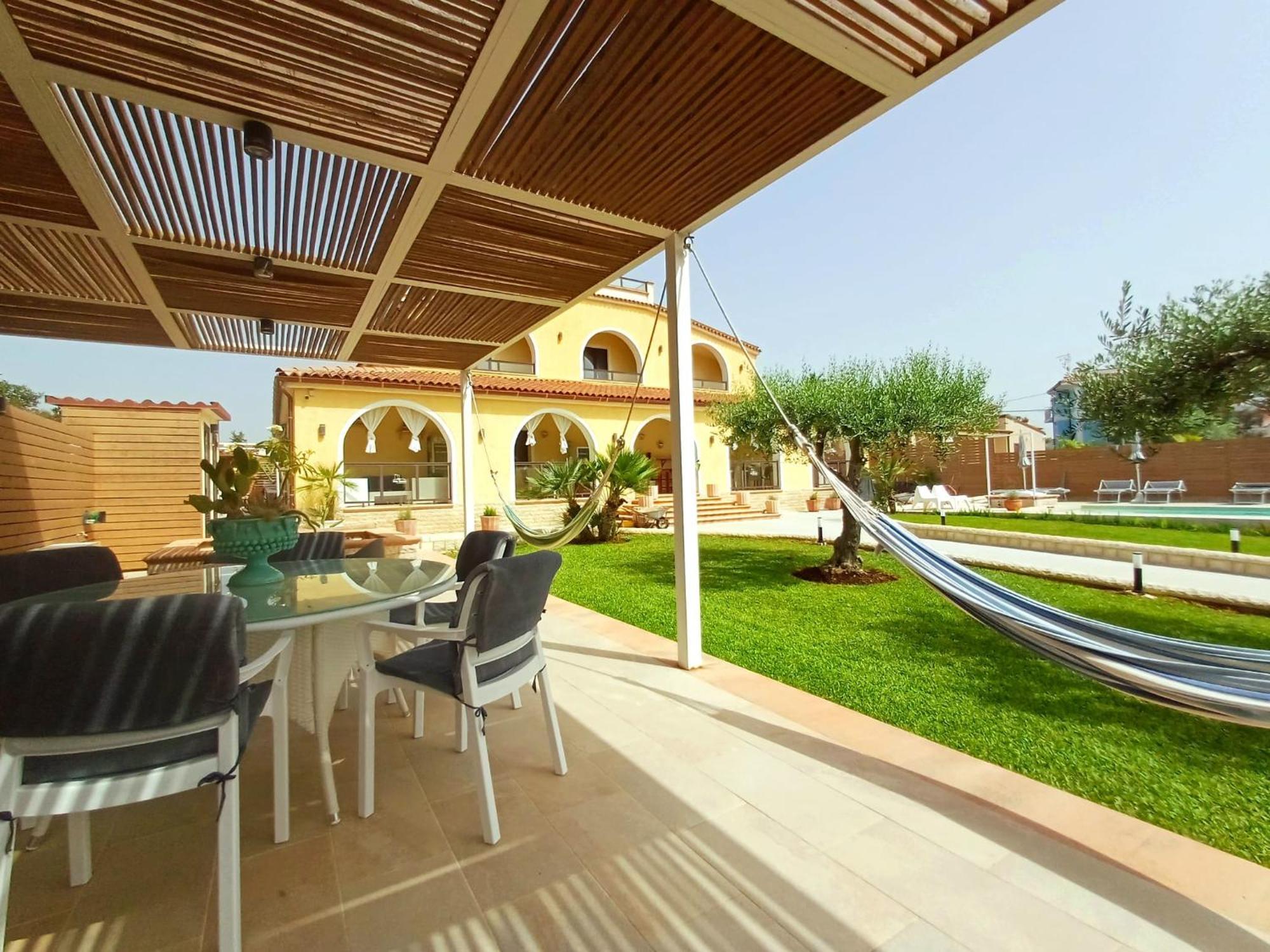 Villa Sunset B&B/Apartments Fontane Bianche Exterior photo